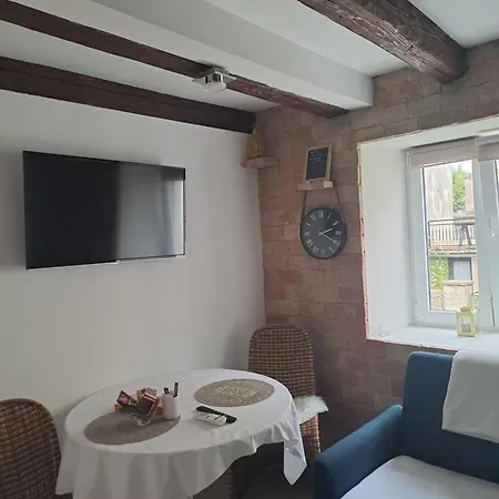 Apartment Old